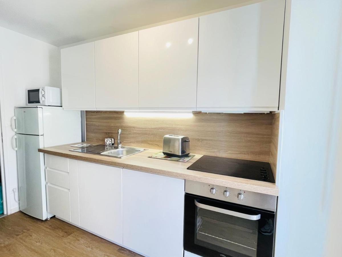 Saint-Raphaël Tres Bel Appartement Face Au Port Santa -Piscine מראה חיצוני תמונה