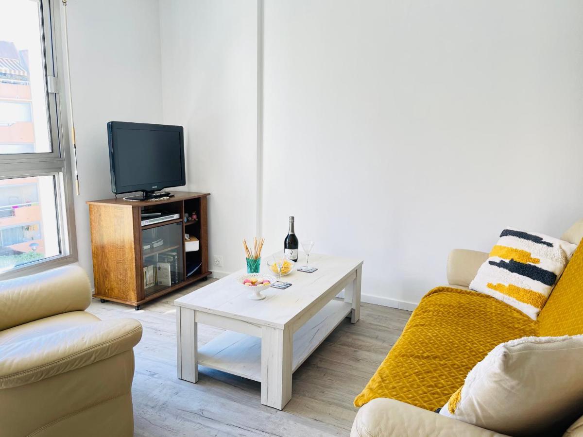 Saint-Raphaël Tres Bel Appartement Face Au Port Santa -Piscine מראה חיצוני תמונה